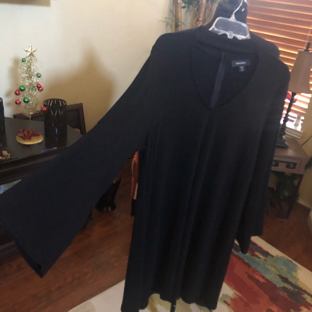 NEW Karen Kane Swing Dress w/Bell Sleeves - Picture 1 of 4